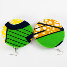 Load image into Gallery viewer, Fabric & Bottlecap Earrings