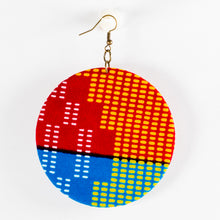 Load image into Gallery viewer, Fabric &amp; Bottlecap Earrings
