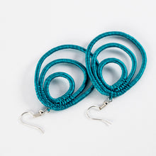 Load image into Gallery viewer, Raffia Earrings
