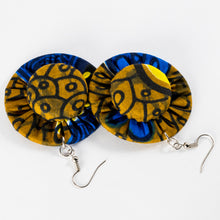 Load image into Gallery viewer, Fabric &amp; Bottlecap Earrings
